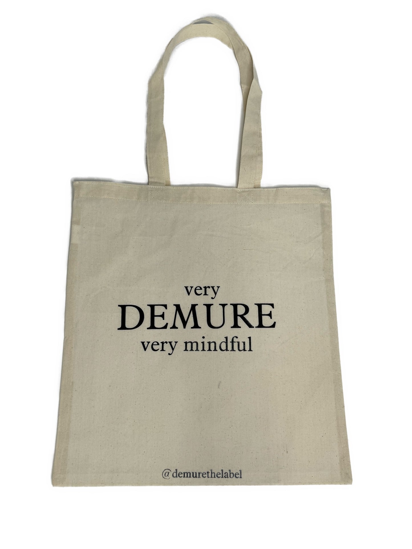 VERY DEMURE. VERY MINFUL TOTE